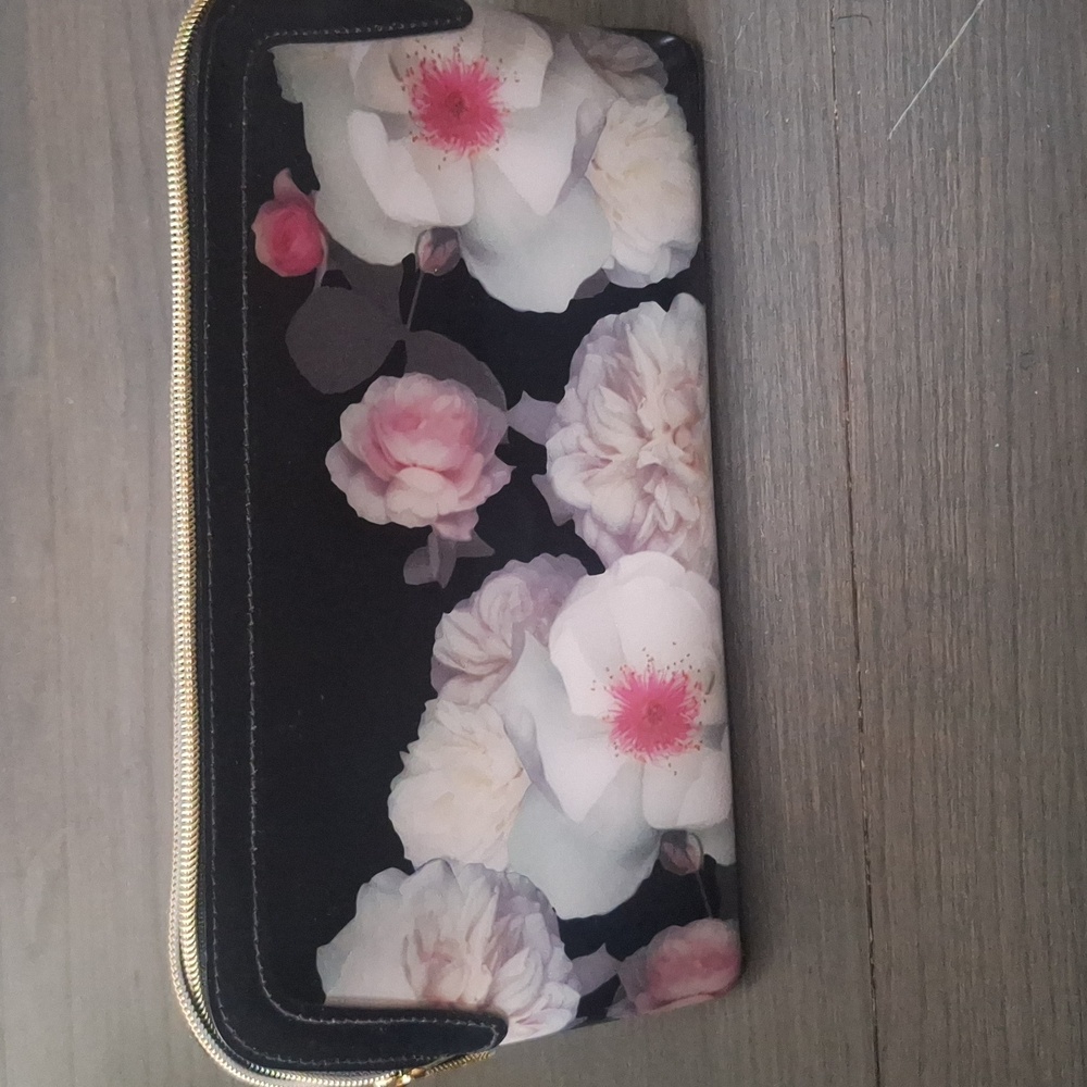 Ted Baker London Black Floral Make Up Bag - Picture 4 of 11